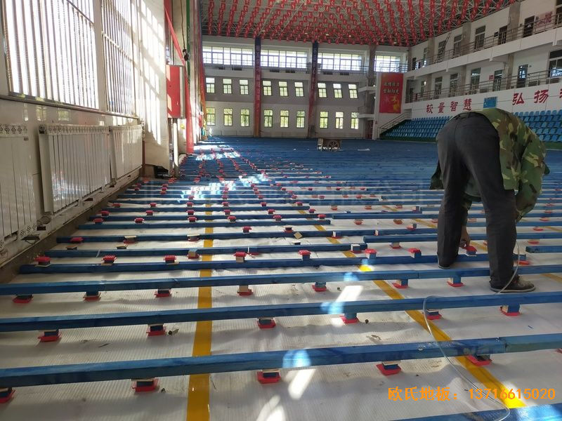 鄂爾多斯準格爾旗世紀中學(xué)運動地板鋪設(shè)案例