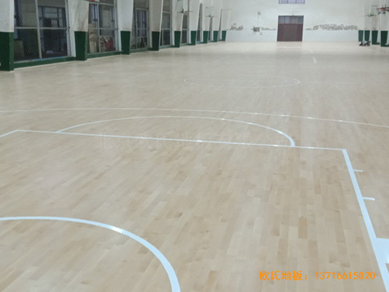 河北滄州體育學校籃球館體育地板施工案例3
