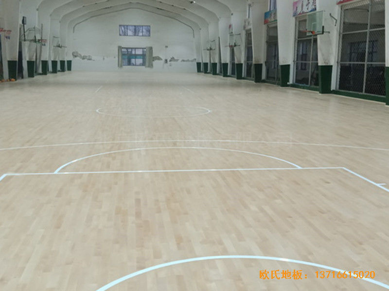 河北滄州體育學校籃球館體育地板施工案例5