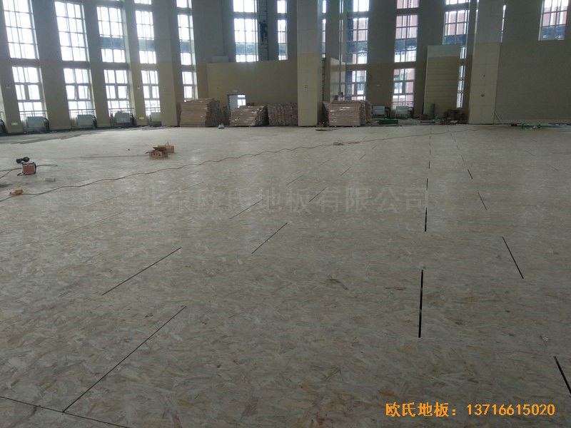 濟南歷城二中新校區籃球館運動木地板鋪設案例2