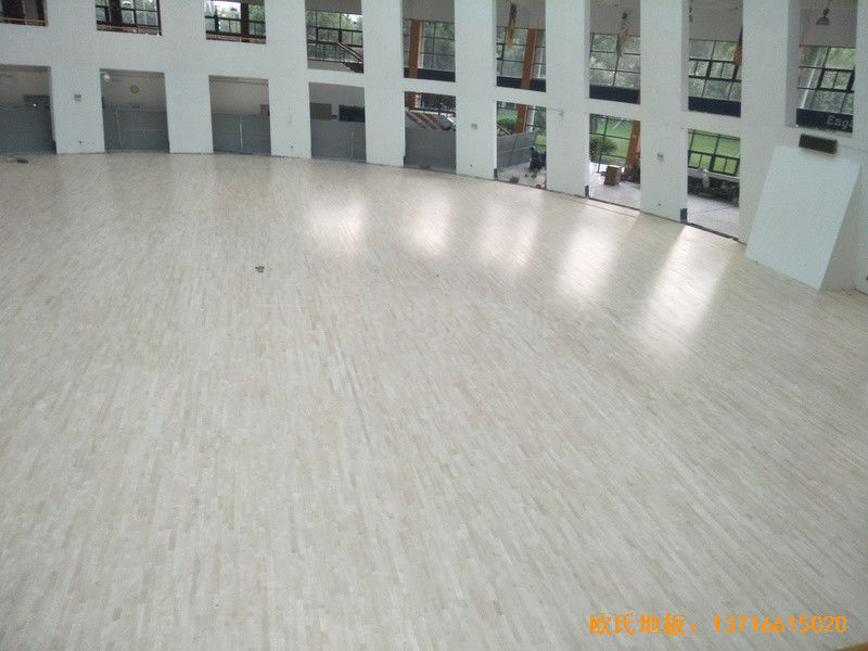 浙江寧波諾丁漢大學體育館體育地板施工案例4