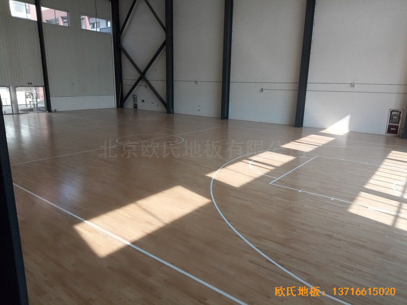 安徽太陽城小學(xué)體育館運(yùn)動木地板施工案例3