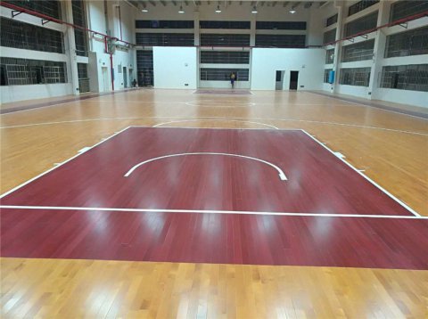 籃球場運動木地板的優點和價格