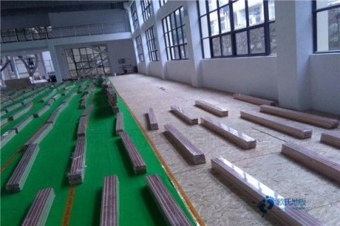 較好的運(yùn)動籃球木地板價格便宜