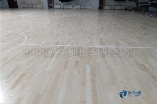 籃球場地木地板哪個(gè)牌子比較好3