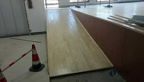 運(yùn)動木地板施工周期2